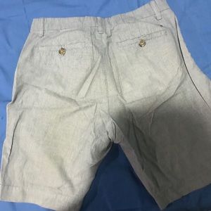 Men’s short custom fit by Tommy Hilfiger